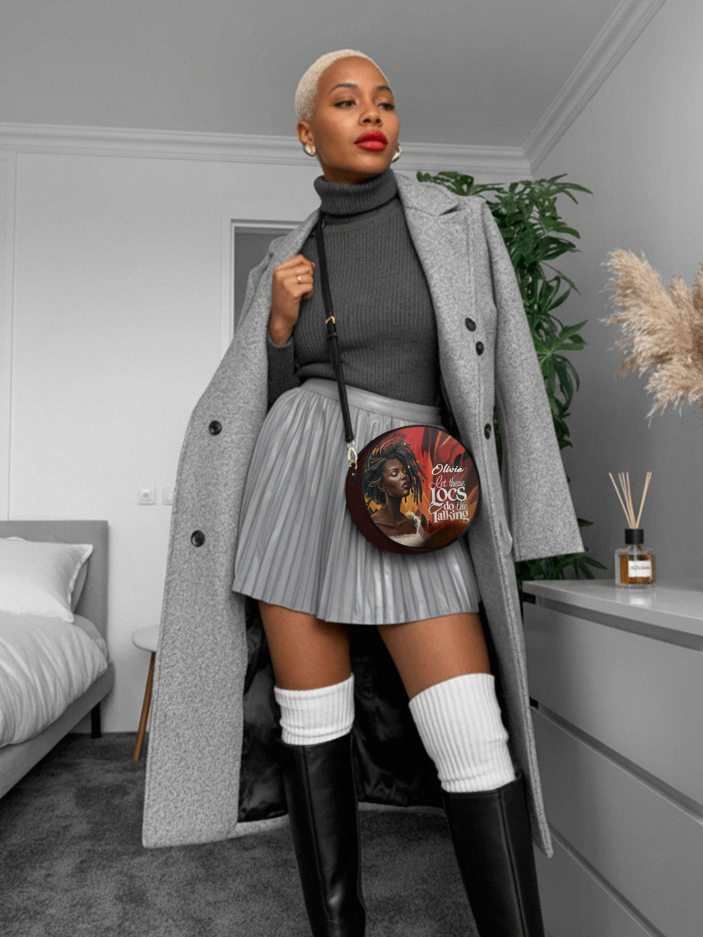 Melaniva Locs Speak Leather Circle Crossbag Deal - Melaniva